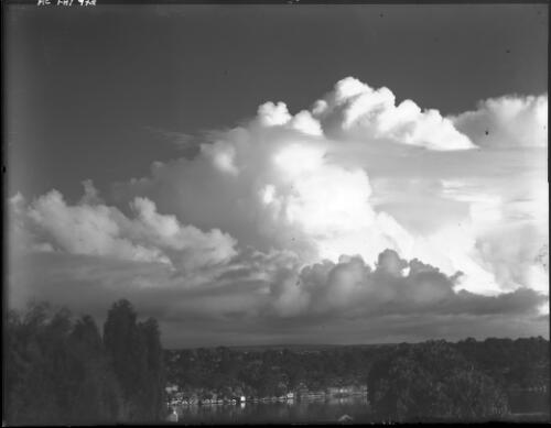 [Clouds, 7] [picture] / [Frank Hurley]