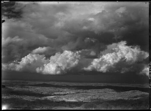 [Clouds, 34] [picture] / [Frank Hurley]