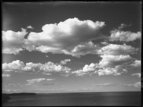 [Clouds, 38] [picture] / [Frank Hurley]