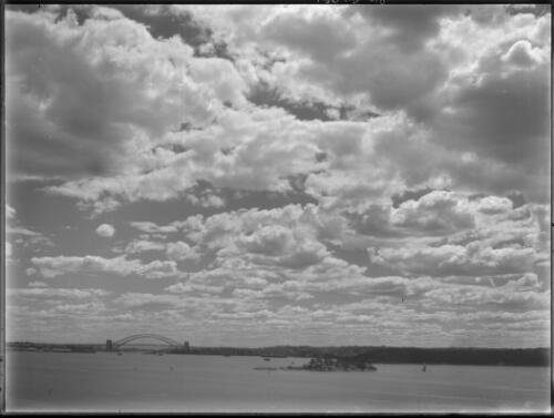 [Clouds over Sydney Harbour,  New South Wales, 1] [picture] / [Frank Hurley]