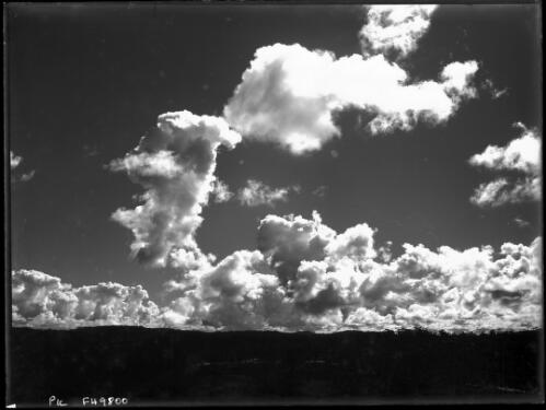 [Clouds, 61] [picture] / [Frank Hurley]