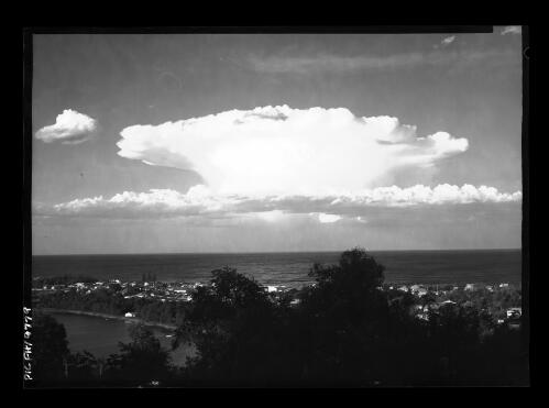 [Clouds, 96] [picture] / [Frank Hurley]