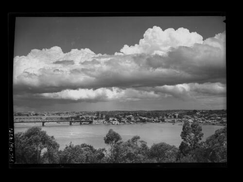 [Clouds, 98] [picture] / [Frank Hurley]