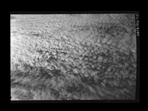 [Clouds, 105] [picture] / [Frank Hurley]