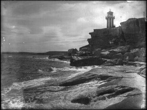 S[ou]th Head & Hornby Light, horizontal [picture] : [Sydney, New South Wales] / [Frank Hurley]