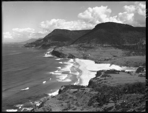 Stanwell Park from Bald Hill [picture] : [South Coast, New South Wales] / [Frank Hurley]