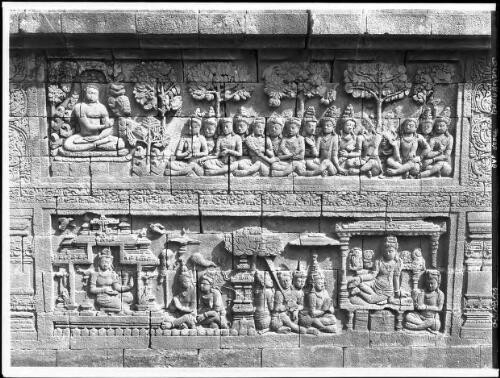 Bas relief Barabudur [Borobodur, 1913] [picture] : [Java, Indonesia] / [Frank Hurley]