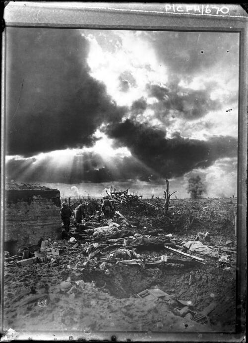 [Battle of Passchendaele, 9 October 1917] [picture] : [World War I] / [Frank Hurley]