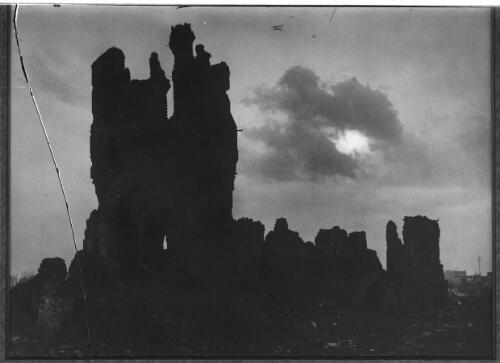[Ruined church] [picture] : [World War I] / [Frank Hurley]