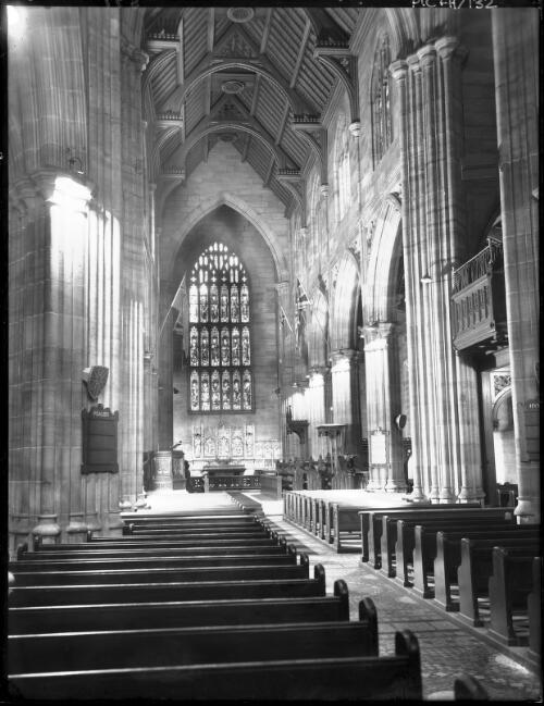 Interiors St Andrew's Cathedral [1940s, 2] [picture] : [Sydney, New South Wales] / [Frank Hurley]