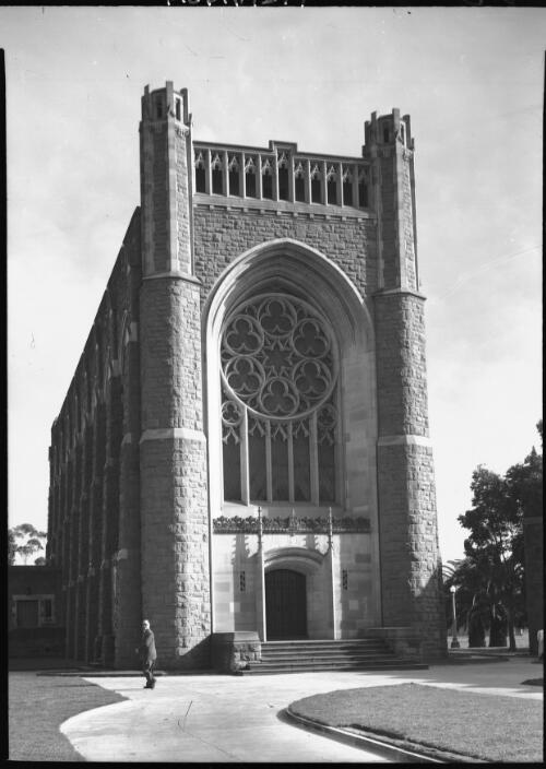 One of [the]University Bldgs [i.e.Buildings] Melbourne [Newman College Chapel] [picture] : [Victoria] / [Frank Hurley]