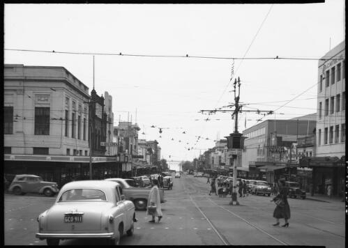 Moorabool Street, Geelong [picture] : [Geelong, Victoria] / [Frank Hurley]