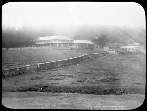 Old Government House, Norfolk Island [picture] : [Norfolk Island] / [Frank Hurley]