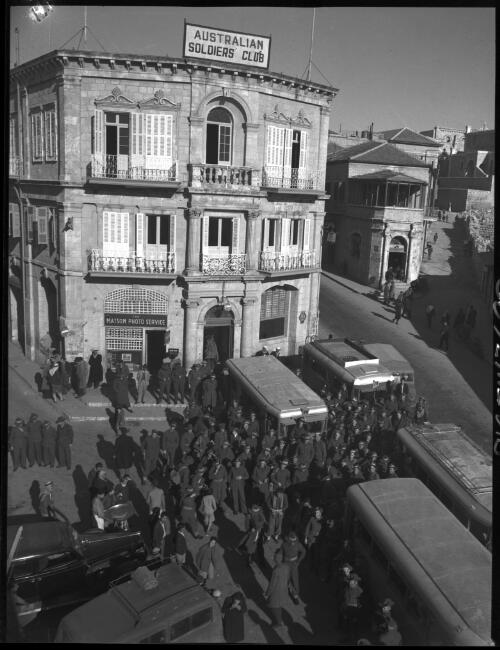 The old time Comforts Fund Hotel, very popular resort of Aussie troops on Jerusalem leave [The Australian Soldiers Club] [picture] / [Frank Hurley]
