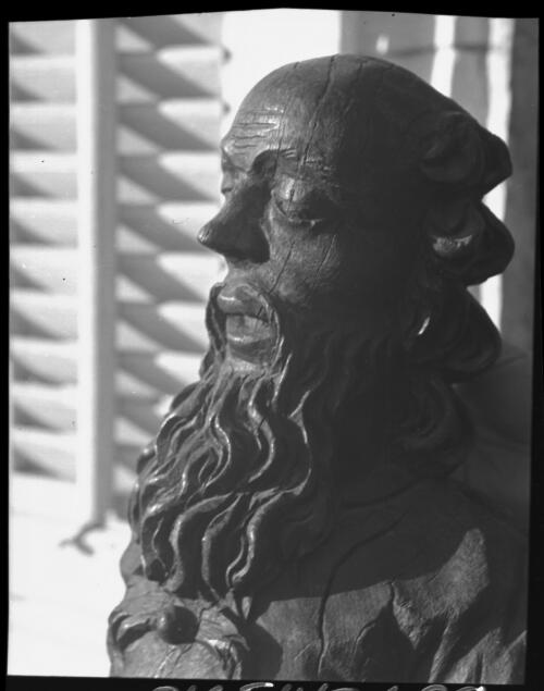 Jerusalem [left profile of a bust of a man with stylised flowing beard and hair] [picture] / [Frank Hurley]
