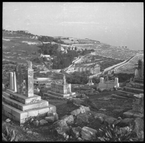 Miscellaneous scenes, Jerusalem, mostly in valley of Kedron [cemetery and Garden of Gethsemane, ca. 1940-45] [picture] / [Frank Hurley]