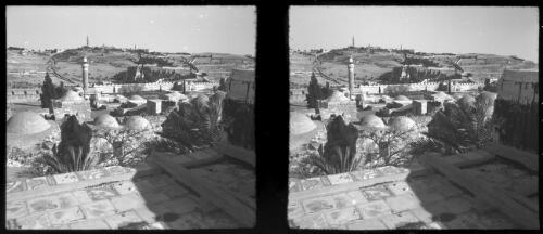 Jerusalem [view of Haram esh Sharif, ca. 1940-1945] [picture] / [Frank Hurley]