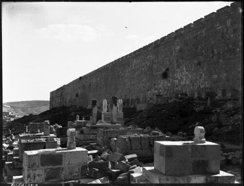 [Jewish Cemetery on the slope of Mt Olives, Jerusalem] [picture] / [Frank Hurley]