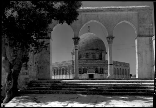 [Dome of the Rock] [picture] / [Frank Hurley]
