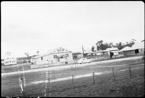[Brigalow Public Hall, Queensland] [picture] / [Frank Hurley]