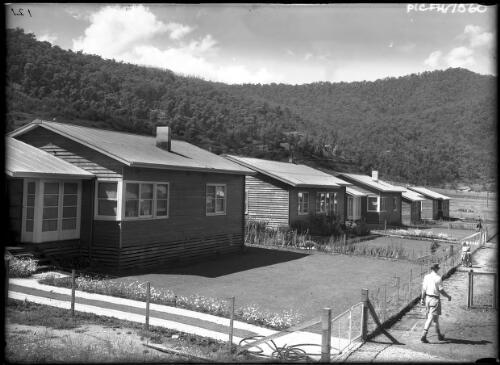 Panorama typical street Mt Beauty [Kiewa, December 1947, 1] [picture] : [State Electricity Commission of Victoria] / [Frank Hurley]