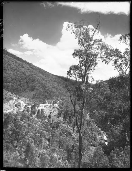 No.4 P. S. Contractors' Camp & W. Kiewa valley [power station, December 1947, 3] [picture] : [State Electricity Commission of Victoria] / [Frank Hurley]