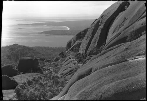 Coles Bay, from Baldy Summit, high view [picture] : [Coles Bay, Tasmania] / [Frank Hurley]