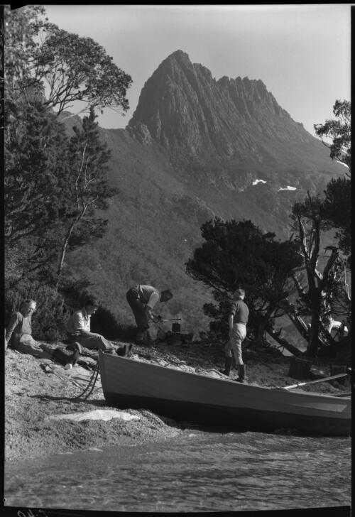 [Cradle Mountain, Tasmania, 1] [picture] / [Frank Hurley]