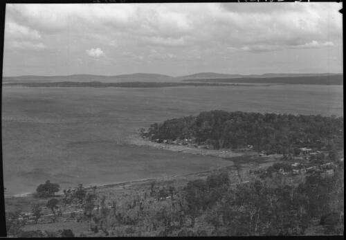 Panorama of the Great Lake [2] [picture] : [Great Lakes, Tasmania] / [Frank Hurley]