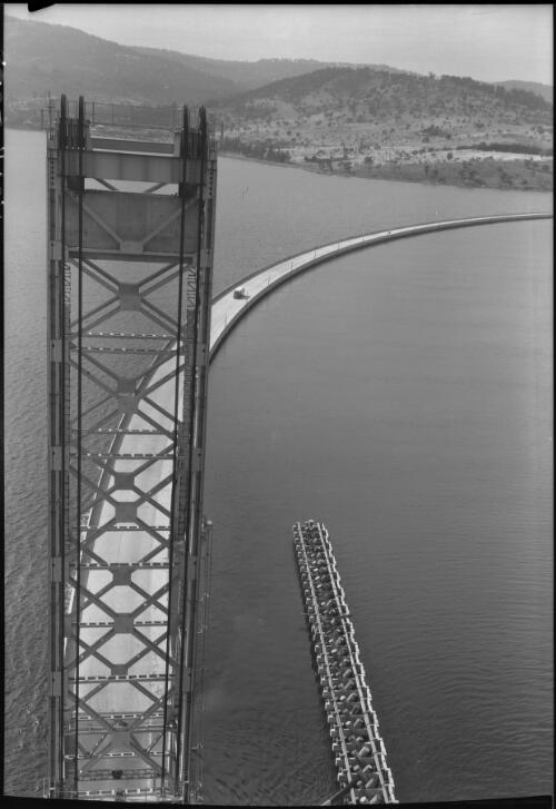 [Hobart Bridge, floating on pontoons, viewed though tower] [picture] : [Tasmania] / [Frank Hurley]