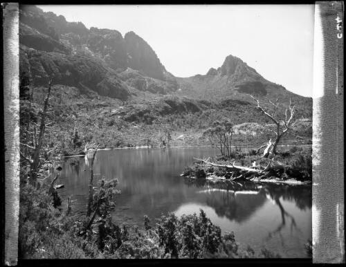 Flynn's Tarn [picture] : [Cradle Mountain, Tasmania] / [Frank Hurley]