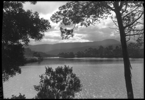 River against light, horiz [Huon River] [picture] : [Huon District, Tasmania] / [Frank Hurley]