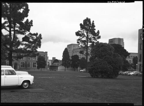 University Adelaide [2] [picture] : [South Australia] / [Frank Hurley]