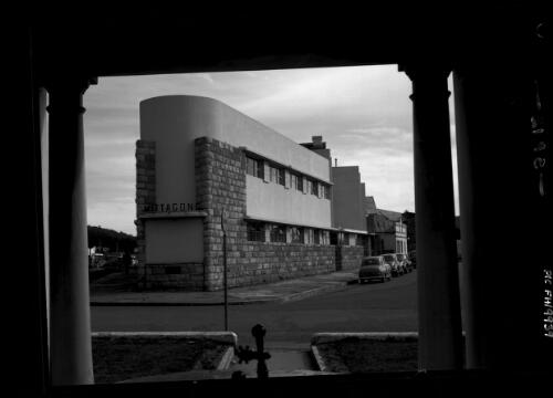 [Mittagong Town Hall from War Memorial] [picture] / [Frank Hurley]