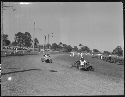 [Go-kart racing on a race track, 2] [picture] / [Frank Hurley]