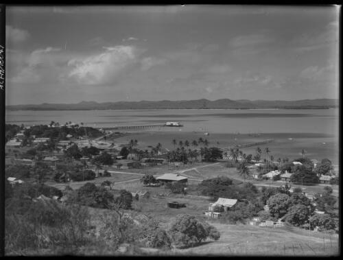 [Thursday Island, North Queensland, 1] [picture] / [Frank Hurley]