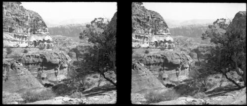 Glimpse down a gorge on the way up to the monastery El Dier which is on a mountain top [Petra] [picture] : [Jordan, World War II] / [Frank Hurley]