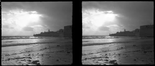 Acre [seaside] [picture] / [Frank Hurley]