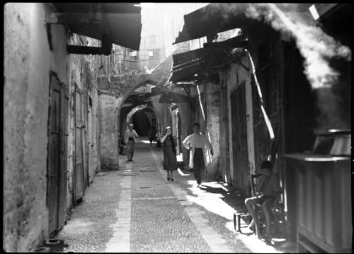 Vista in Sidon (Saida) [picture] : [Syria, World War II] / [Frank Hurley]