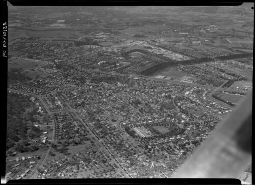 [Aerial view of Ainslie and Canberra city, Australian Capital Territory] [picture] / [Frank Hurley]