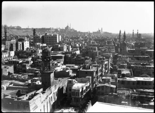 [View of Old Cairo from the Minaret of Qalaun] [picture] : [Cairo, Egypt, World War II] / [Frank Hurley]