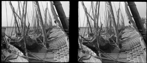 Fellucas at River Port Cairo [feluccas] [picture] : [Cairo, Egypt, World War II] / [Frank Hurley]