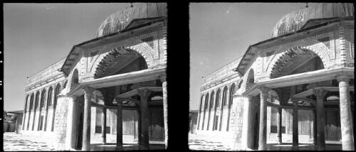 View from the temple area [Dome of the Rock, Arabic Qubbat As-Sakhrah, Mosque of Omar, on the Temple Mount] [picture] / [Frank Hurley]