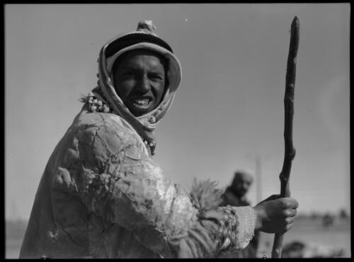 Arab of Mid-Palestine [picture] : [Portrait Studies, Libya, World War II] / [Frank Hurley]
