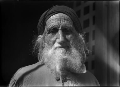 Ancient Yemenite age 104 [picture] : [Portrait Studies, Libya, World War II] / [Frank Hurley]