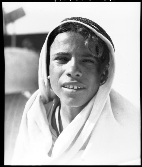 Shepherd boy, Wady Quilp [? full face] [picture] : [Portrait Studies, Libya, World War II] / [Frank Hurley]