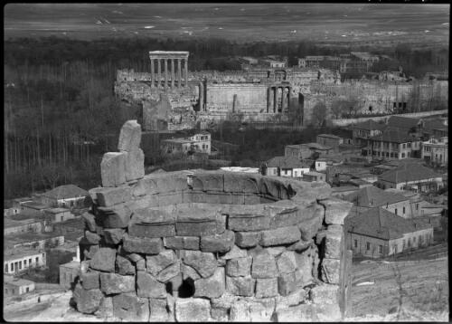 General view, ruins of temples Baalbek, Syria [picture] : [Lebanon, World War II] / [Frank Hurley]