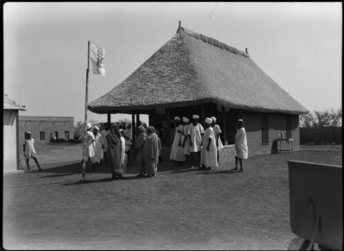 [Typical dispensary at Hosh village] [picture] : [Sudan, World War II] / [Frank Hurley]