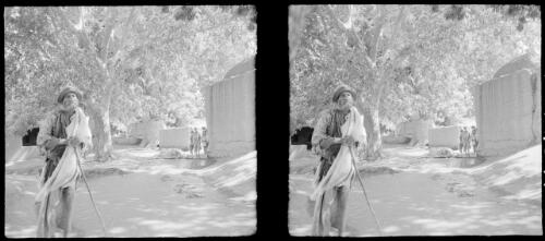 Village Rayene, South W. of Kerman [man leaning on a stick] [picture] : [Iran, World War II] / [Frank Hurley]