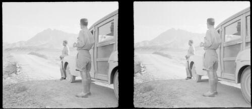 Road near Kerman [picture] : [Iran, World War II] / [Frank Hurley]